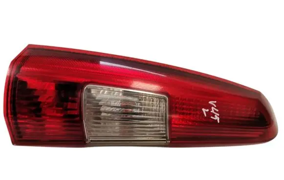 Volvo V70 Rear/tail lights 9154493 9483688
