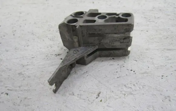 BMW 2 Active Tourer U06 Coolant radiator 8737338