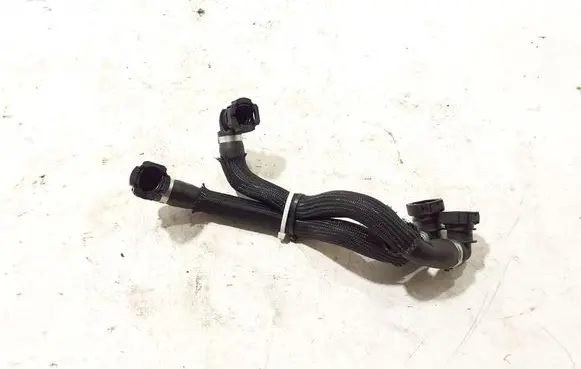 Dacia Duster Engine coolant pipe/hose 215348845R