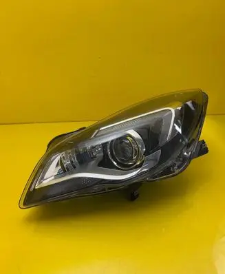 Opel Insignia A Headlight/headlamp 1ZT011166-01