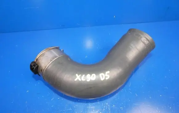 Volvo XC90 Intercooler hose/pipe 32222269 D05VA 1825