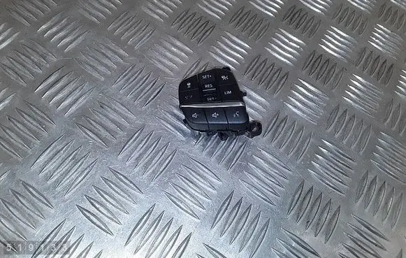 Ford Kuga III Steering wheel buttons/switches pv4t9e740ba