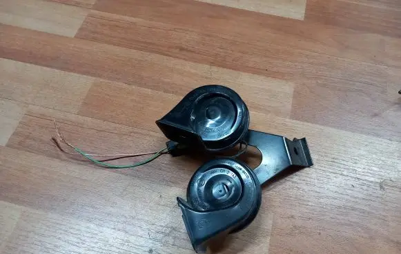 Peugeot 508 Horn signal 9674684780 6033FB2195