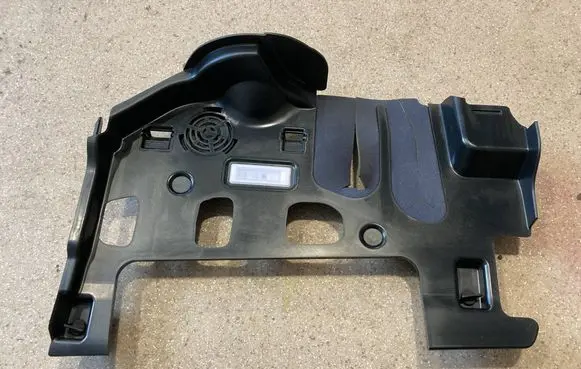 BMW X3 G01 Dashboard lower bottom trim panel 6817884