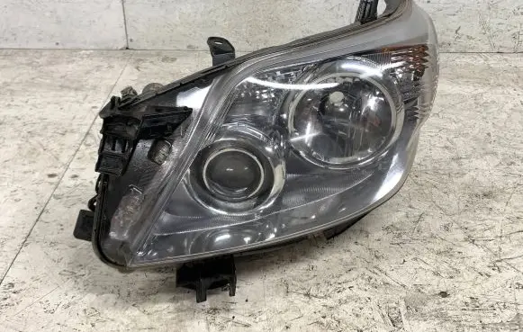 Toyota Land Cruiser (J150) Headlight/headlamp 8596733031