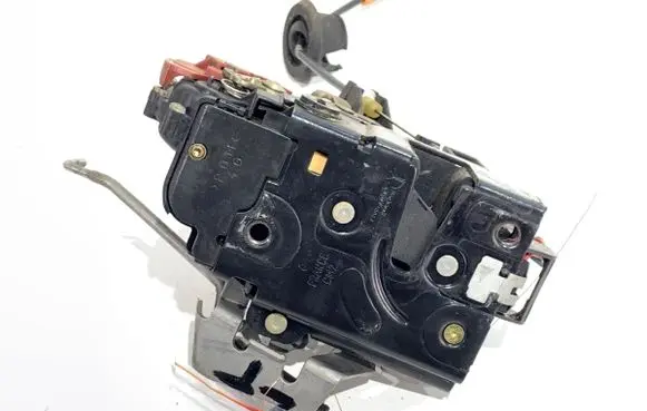 Audi A4 S4 B6 8E 8H Rear door lock 8E0839015C