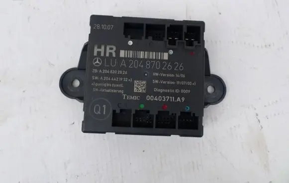 Mercedes-Benz C W204 Door control unit/module A2048702626