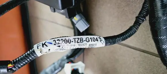 Honda Jazz IV GR Positive cable (battery) 32200TZBG104 32421TZBJ002