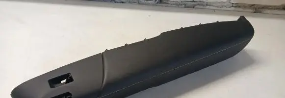 Other front door trim element
