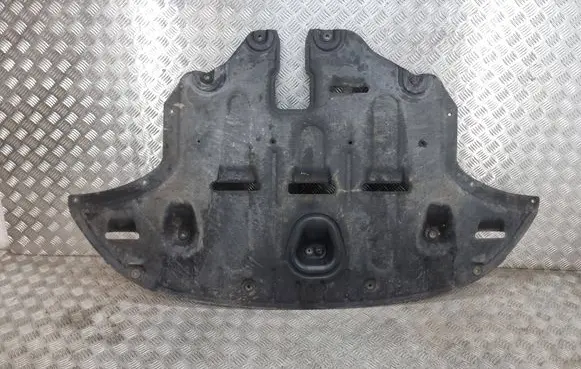 KIA Sportage Engine splash shield/under tray