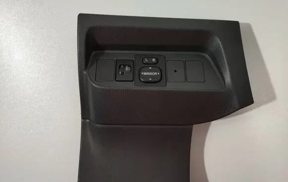 Toyota Auris 150 Dashboard lower bottom trim panel 5554502010