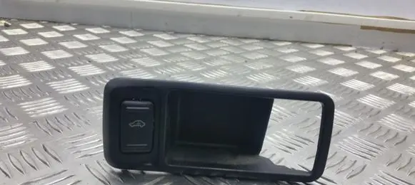 Ford Focus Alarm switch 7M5T19H288AA 3M51226A36