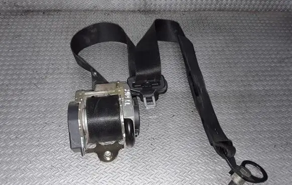 Mercedes-Benz Vaneo W414 Front seatbelt 566287601