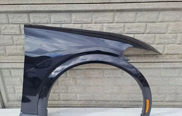 Ford Mustang VI Fender