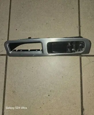 Volvo C30 Electric window control switch 30773208 N3RUA 03454150