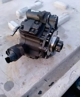 Ford Mondeo MK IV Fuel injection high pressure pump A2C27100268 9685705080 5WS40380
