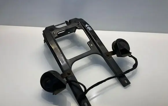 Mercedes-Benz ML W164 Top upper radiator support slam panel A1646200431 1646200431