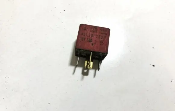 Volkswagen Golf III Other relay 431951253f