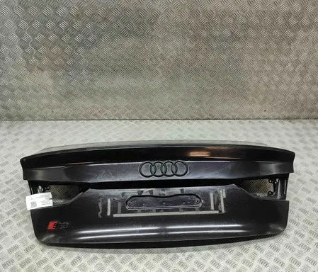 Audi A3 S3 8V Tailgate/trunk/boot lid 8V5827025F