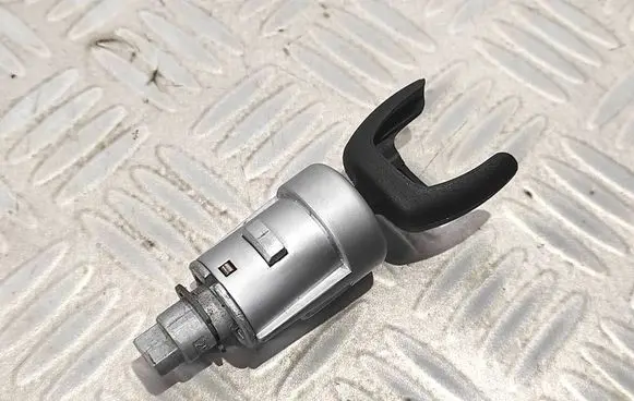 Ford Mondeo MK IV Ignition lock 3M5AR3677AF 888A