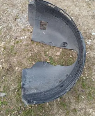 Volkswagen Tiguan Front arch 571805911E