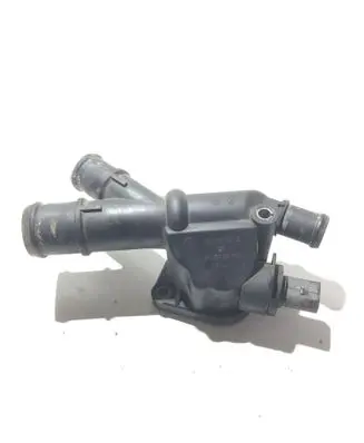 Volkswagen PASSAT B6 Thermostat housing 03L121132Q