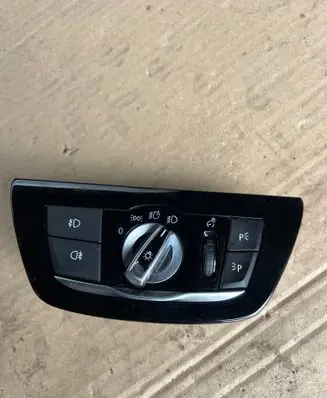 BMW 5 G30 G31 G38 Light switch 9493734 18347910 13422288
