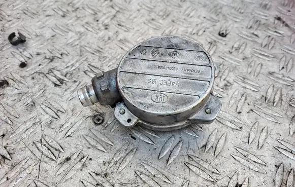 Renault Espace - Grand espace IV Vacuum pump 8200478188A