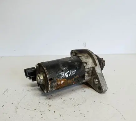 Volkswagen Golf VI Starter motor