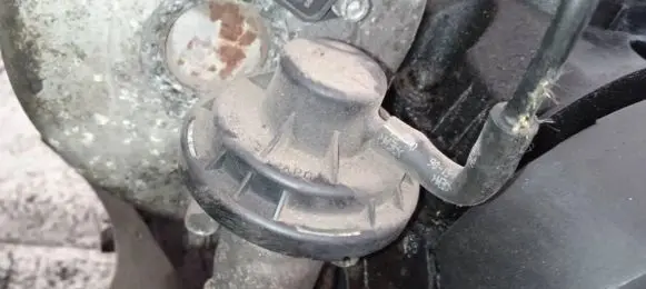 Volkswagen Caddy EGR valve 038131501BC