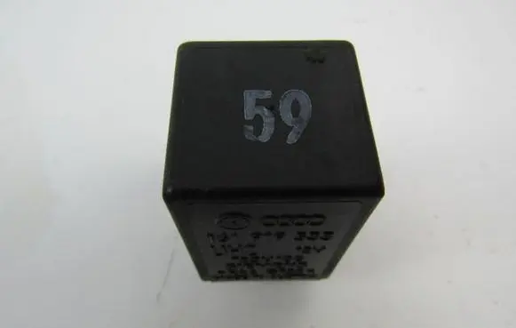 Volkswagen Golf IV Other relay 161919533