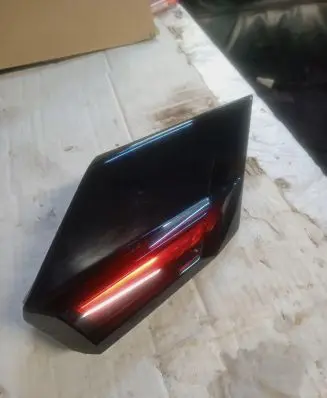 Citroen C4 III e-C4 Tailgate rear/tail lights 9835109680