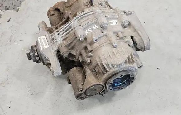 BMW X5M E70 Rear differential 7597990 T111Z112GT347