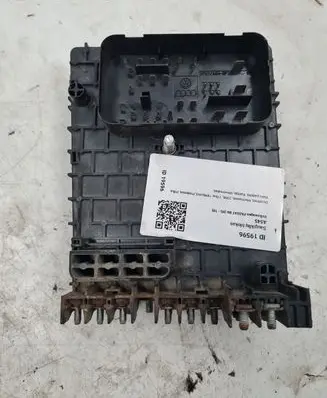 Volkswagen PASSAT B6 Fuse module 3C0937125