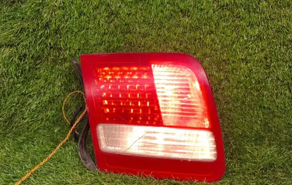 Audi A8 S8 D3 4E Tailgate rear/tail lights 4E0945093D 396503