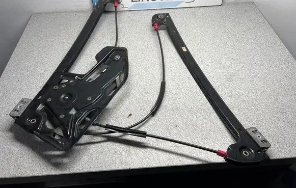 BMW 7 E38 Front door window regulator with motor 513381252010