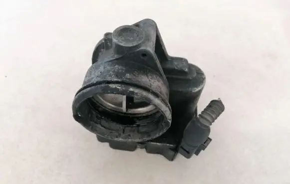 Skoda Superb B5 (3U) Throttle valve