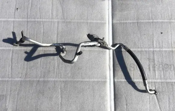 Renault Trafic III (X82) Air conditioning (A/C) pipe/hose 924807649R 93459101