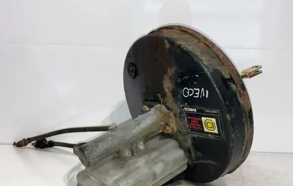 Iveco Daily 40.8 Brake booster 99487840 2102222
