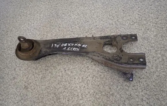 Hyundai i30 Front control arm 