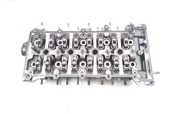 Opel Astra J Engine head 55576540