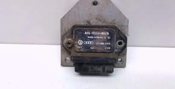 Audi 80 90 B2 Ignition amplifier control unit 211905351D