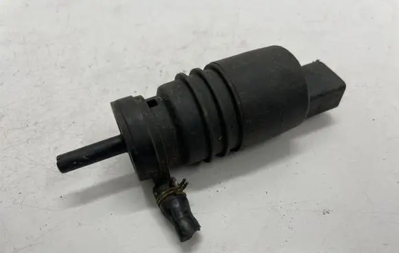 Audi A4 S4 B8 8K Windscreen/windshield washer pump 1T0955651