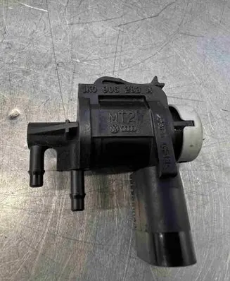 Audi A6 C7 Turbo solenoid valve 1k0906283A