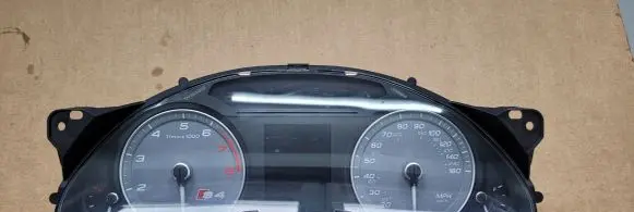 Audi A4 S4 B8 8K Speedometer (instrument cluster) 8K0920982L