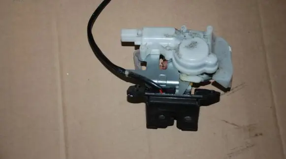 Mazda 6 Tailgate/trunk/boot lock/catch/latch