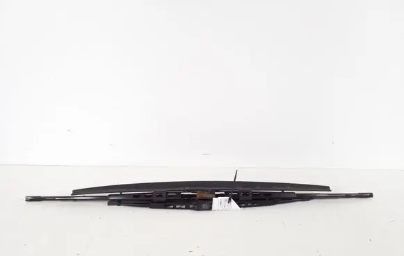 Toyota Urban Cruiser (XP110) Front wiper blade arm