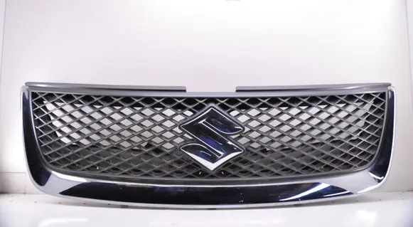 Suzuki Grand Vitara II Front bumper upper radiator grill 7174365J0