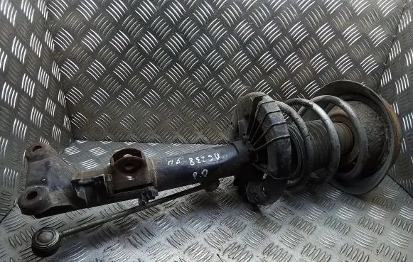 Mercedes-Benz C W203 Front shock absorber with coil spring 824904001369