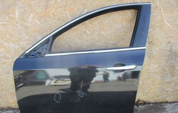 Alfa Romeo Giulietta Front door
